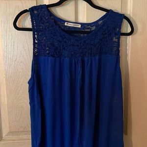 Lacey, sleeveless blouse